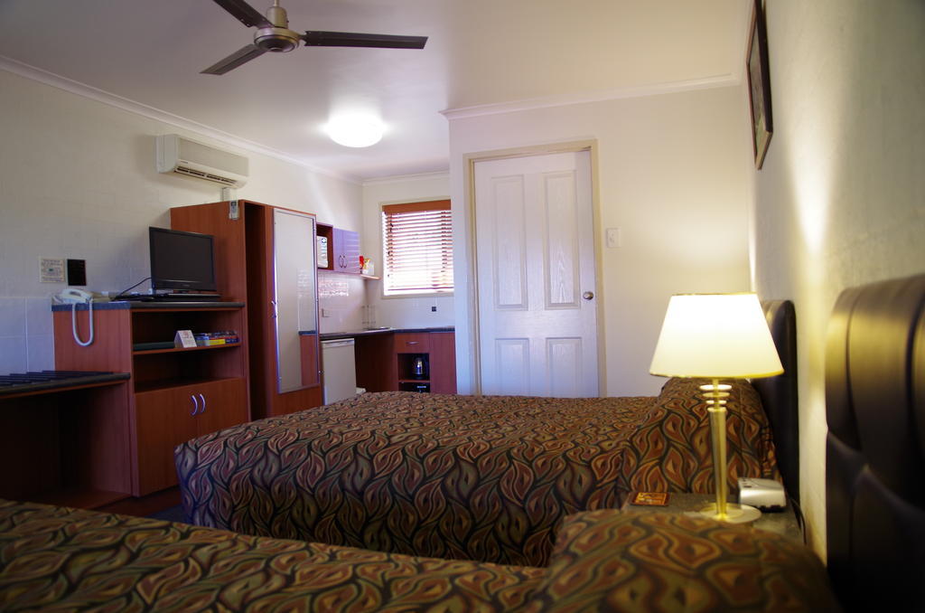 Stannum Lodge Motor Inn Stanthorpe Kamer foto