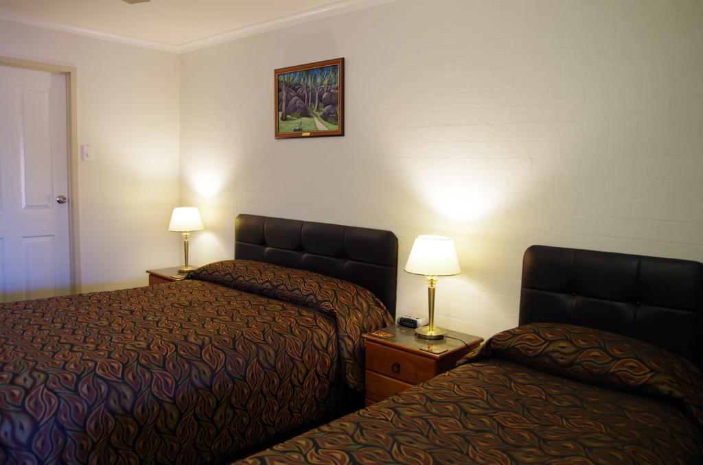 Stannum Lodge Motor Inn Stanthorpe Kamer foto