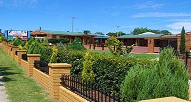 Stannum Lodge Motor Inn Stanthorpe Buitenkant foto