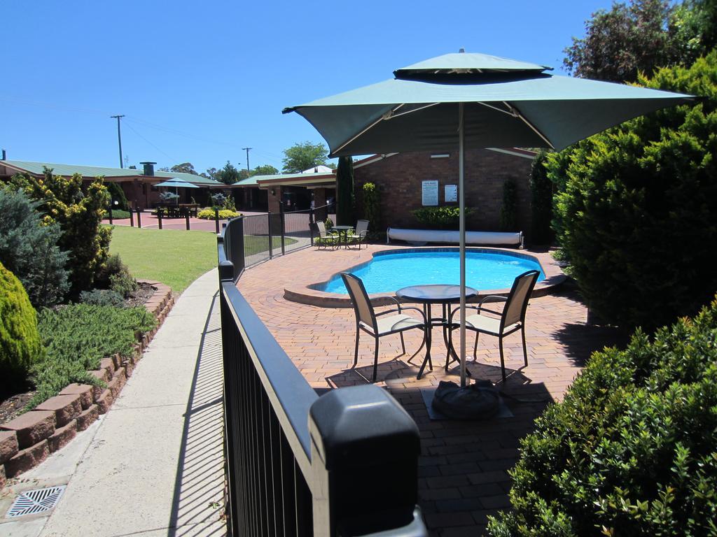 Stannum Lodge Motor Inn Stanthorpe Buitenkant foto