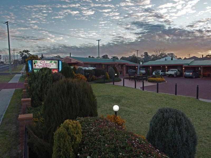Stannum Lodge Motor Inn Stanthorpe Buitenkant foto