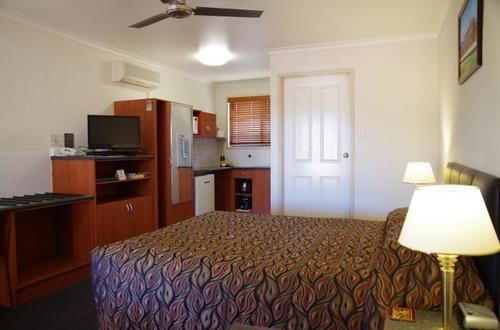 Stannum Lodge Motor Inn Stanthorpe Buitenkant foto