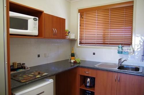 Stannum Lodge Motor Inn Stanthorpe Buitenkant foto