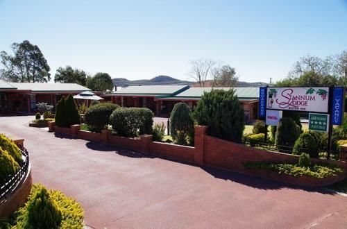Stannum Lodge Motor Inn Stanthorpe Buitenkant foto